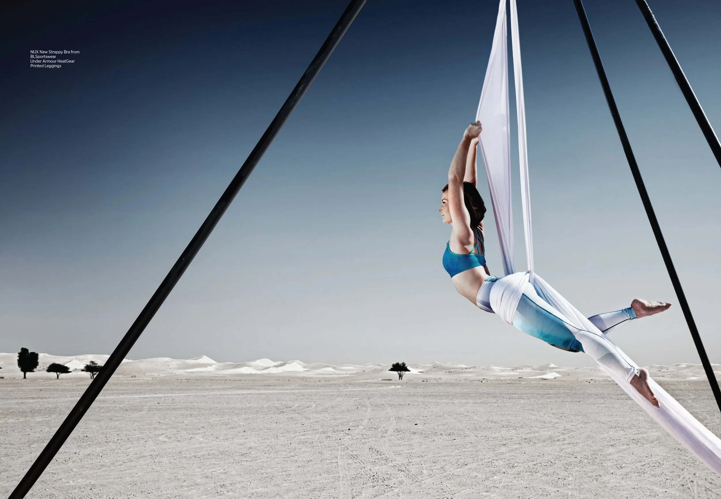 069_Acrobatic Moments_9537887_9569922 copy.jpg