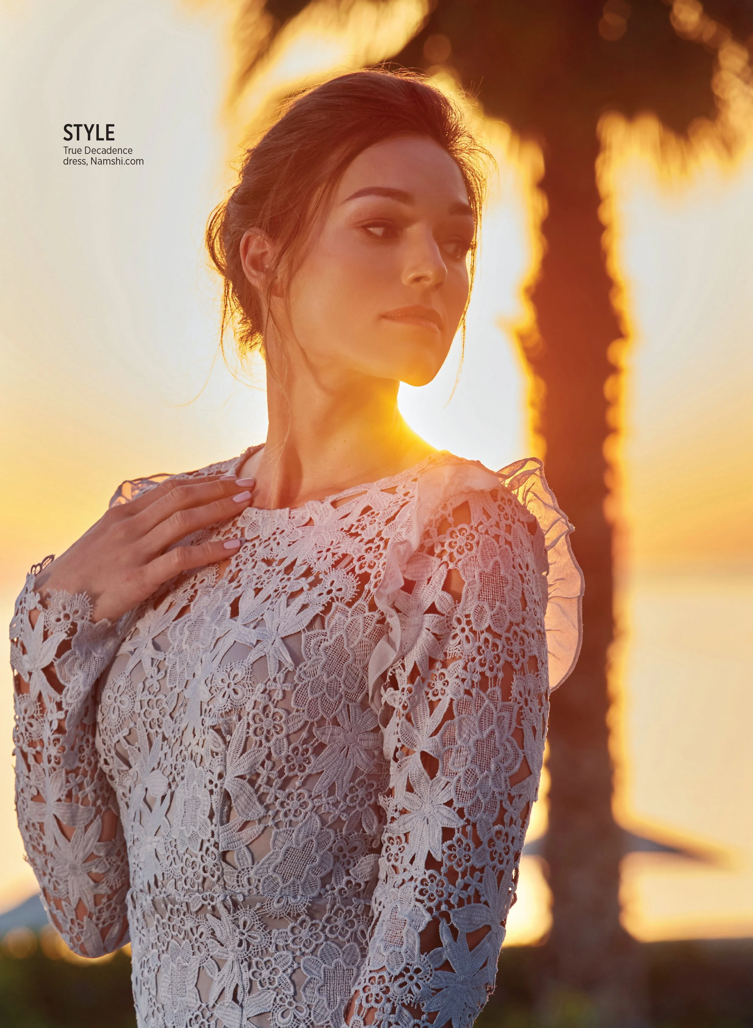 086_Cover Fashion Spread_9584871_9627243 copy.jpg