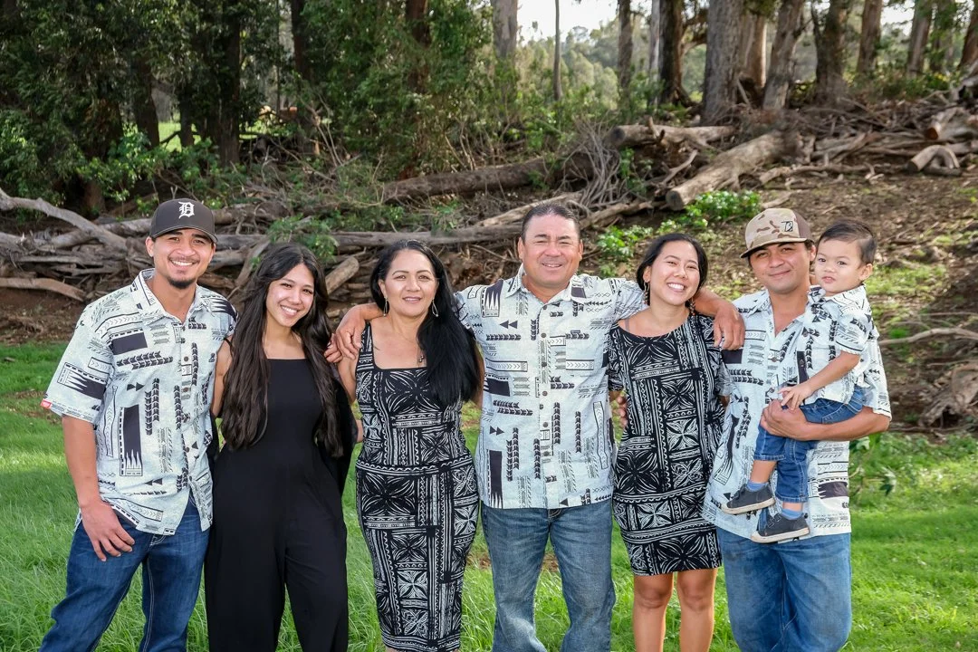 Christmas 2022 Family Photos Maile-3310.jpg