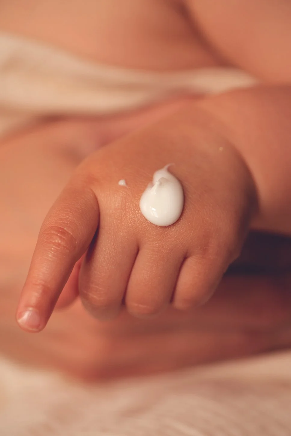 Donsje Care - 2505 - LR - 0019.jpg