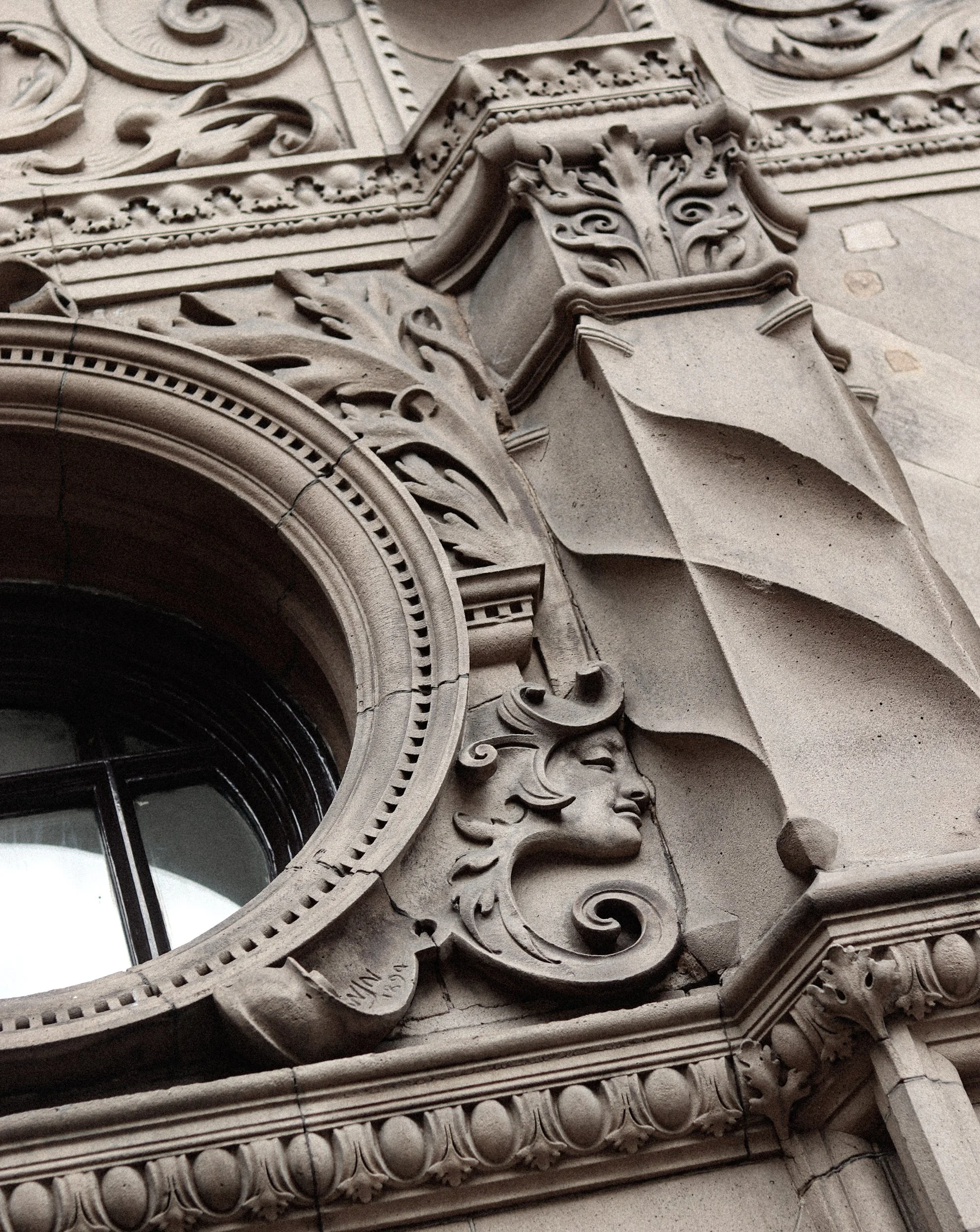 . girl on the wall . 