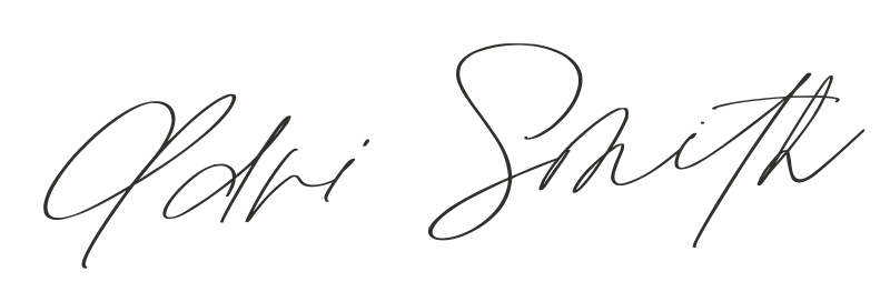 Signature of Adri Smith in cursive