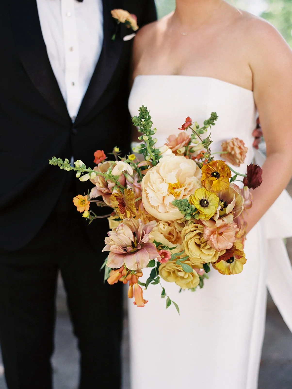 Premium bridal bouquet with ranunculus and peonies and belle époque tulips Austin wedding Laguna Gloria