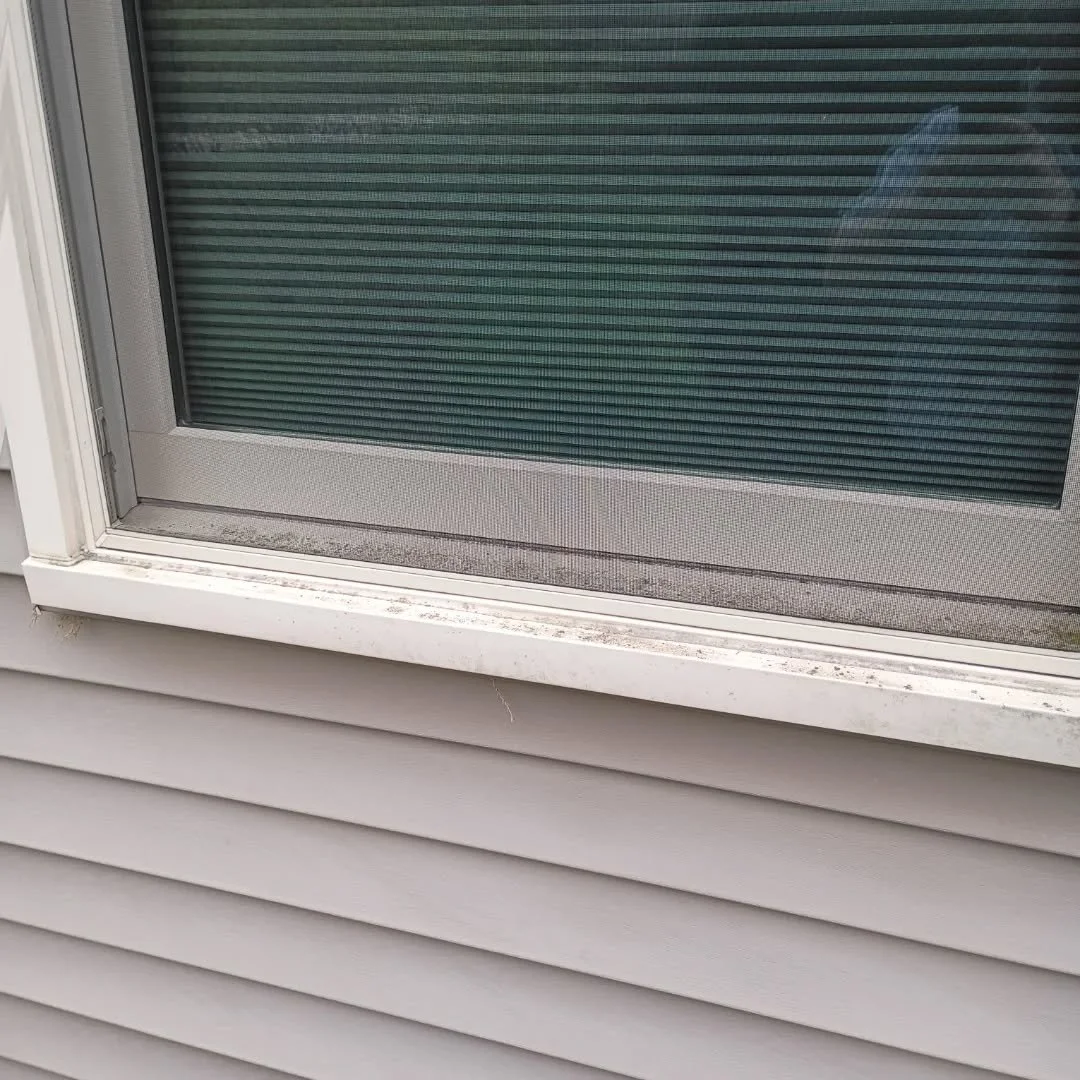 Dirty house, mildew build up, discoloration on your gutters or siding. No problem, Let's us come out and give you house and windows that spring cleaning. 15% off if scheduled before labor day! Call or visit our website @ www.MidMichiganClean.com