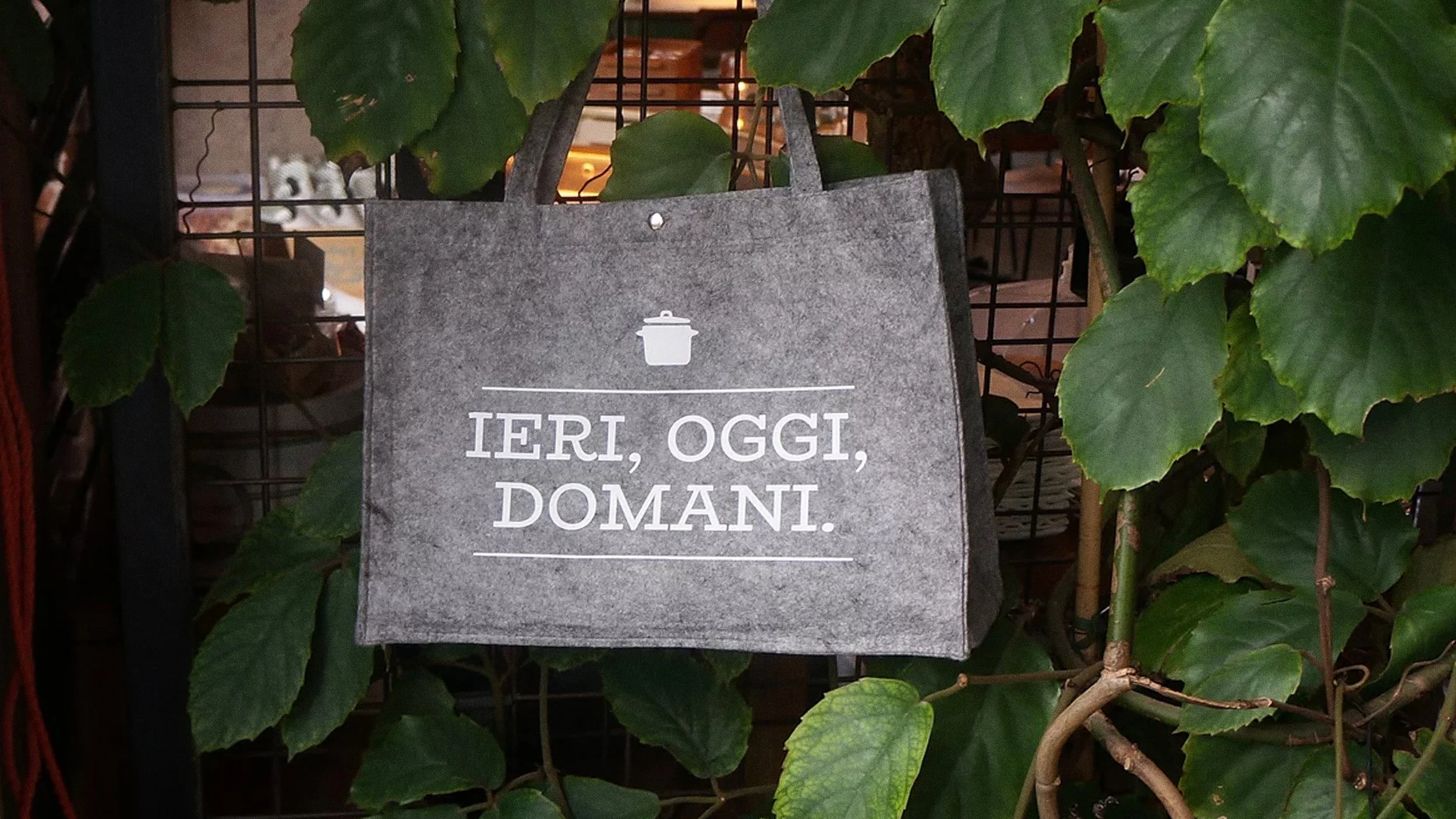 VIcini branding 06.jpg