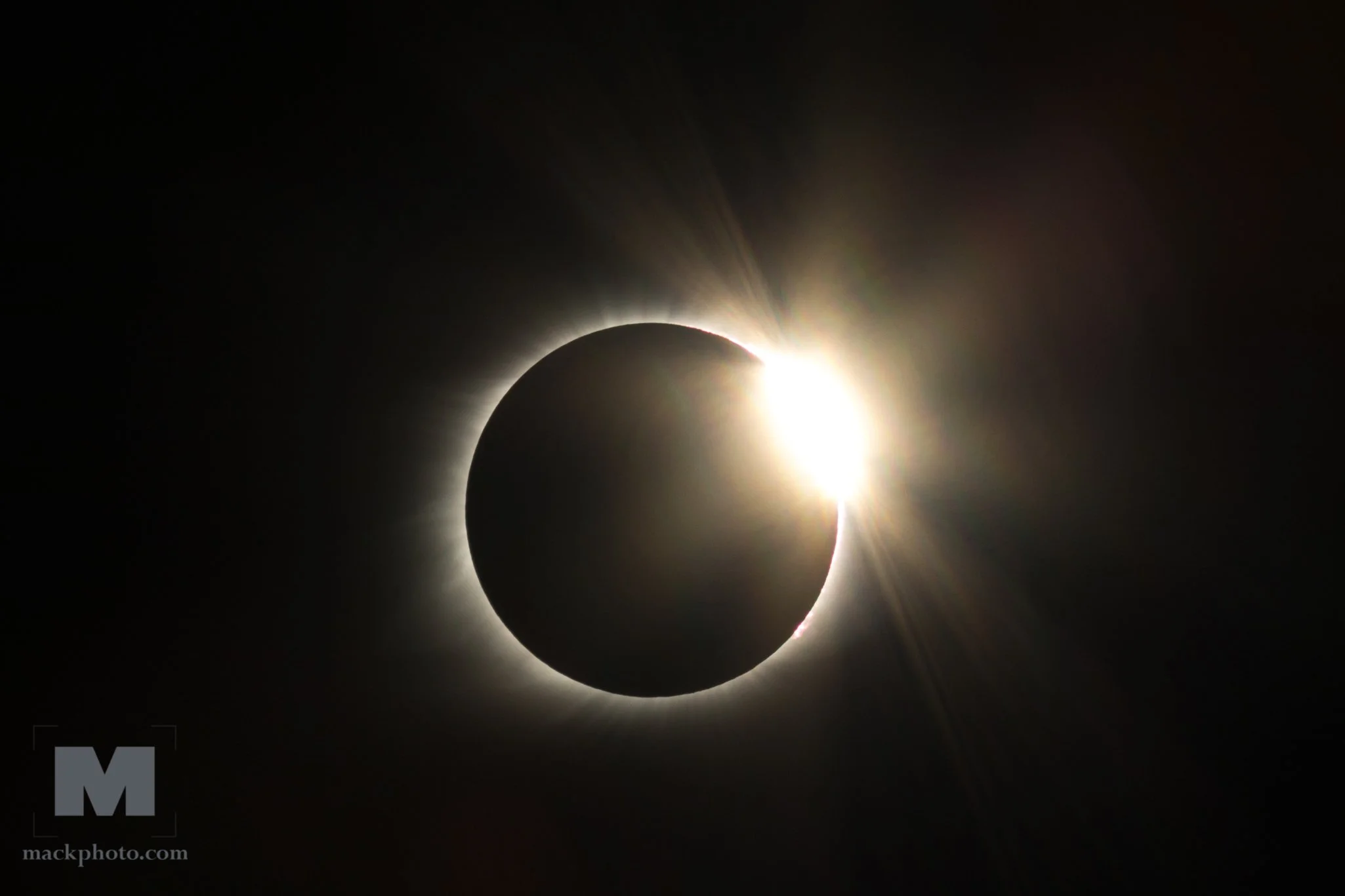 Diamond, Solar Eclipse 2022
