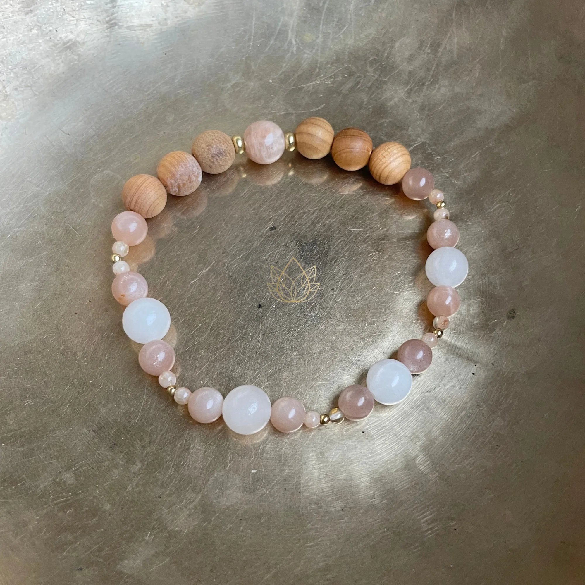 DIFFUSER ARMBAND · Mond- & Sonnenstein