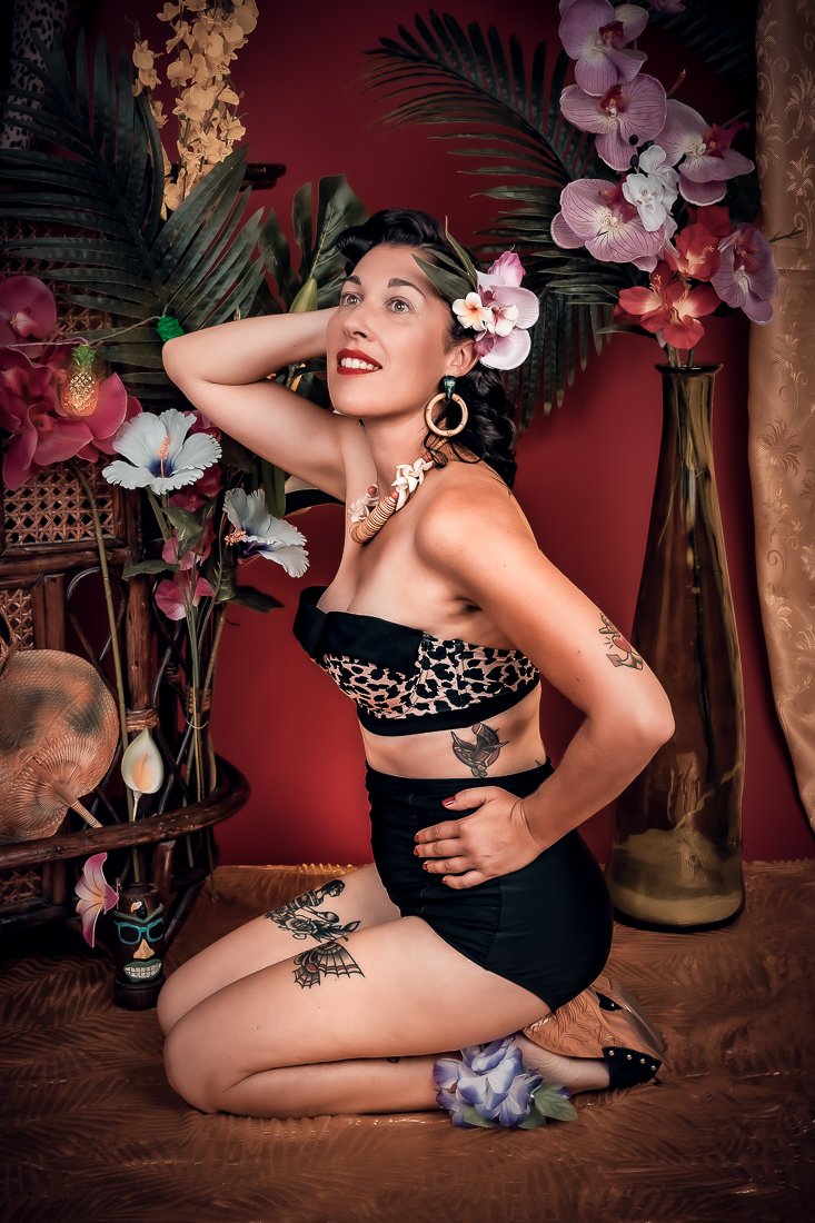 portrait_pin_up_Tiki_Tropical9.jpg