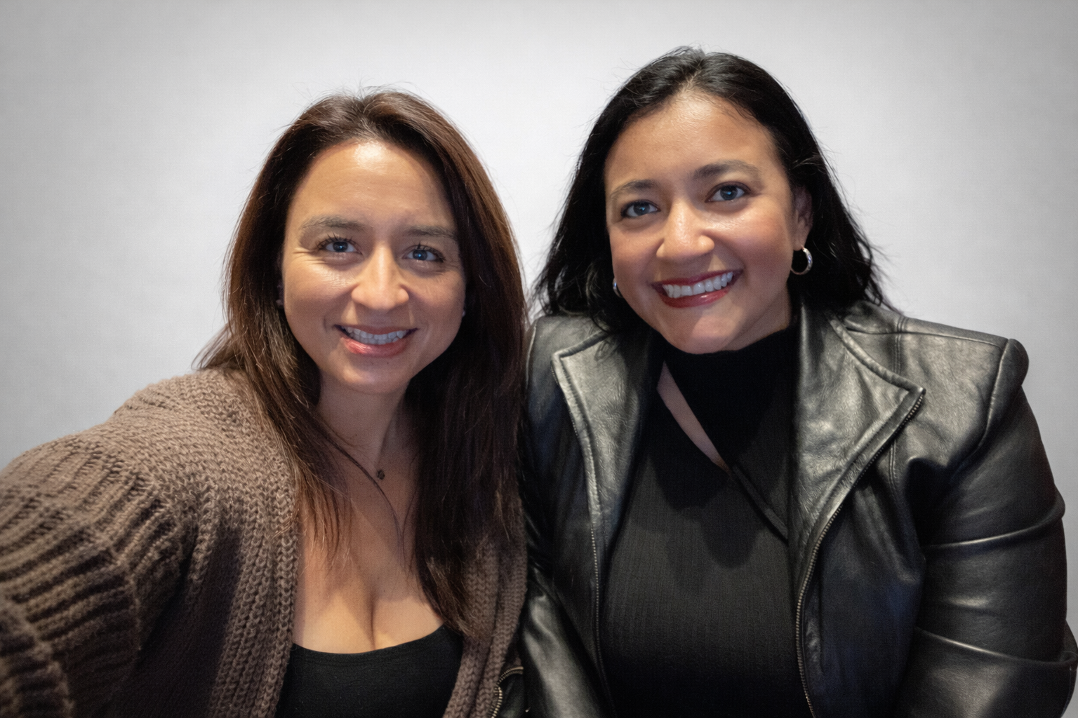 Picture of Camila Graim and Stacey Castillo for Aqui y Ahora Yoga community outreach for latinos and underserved communities