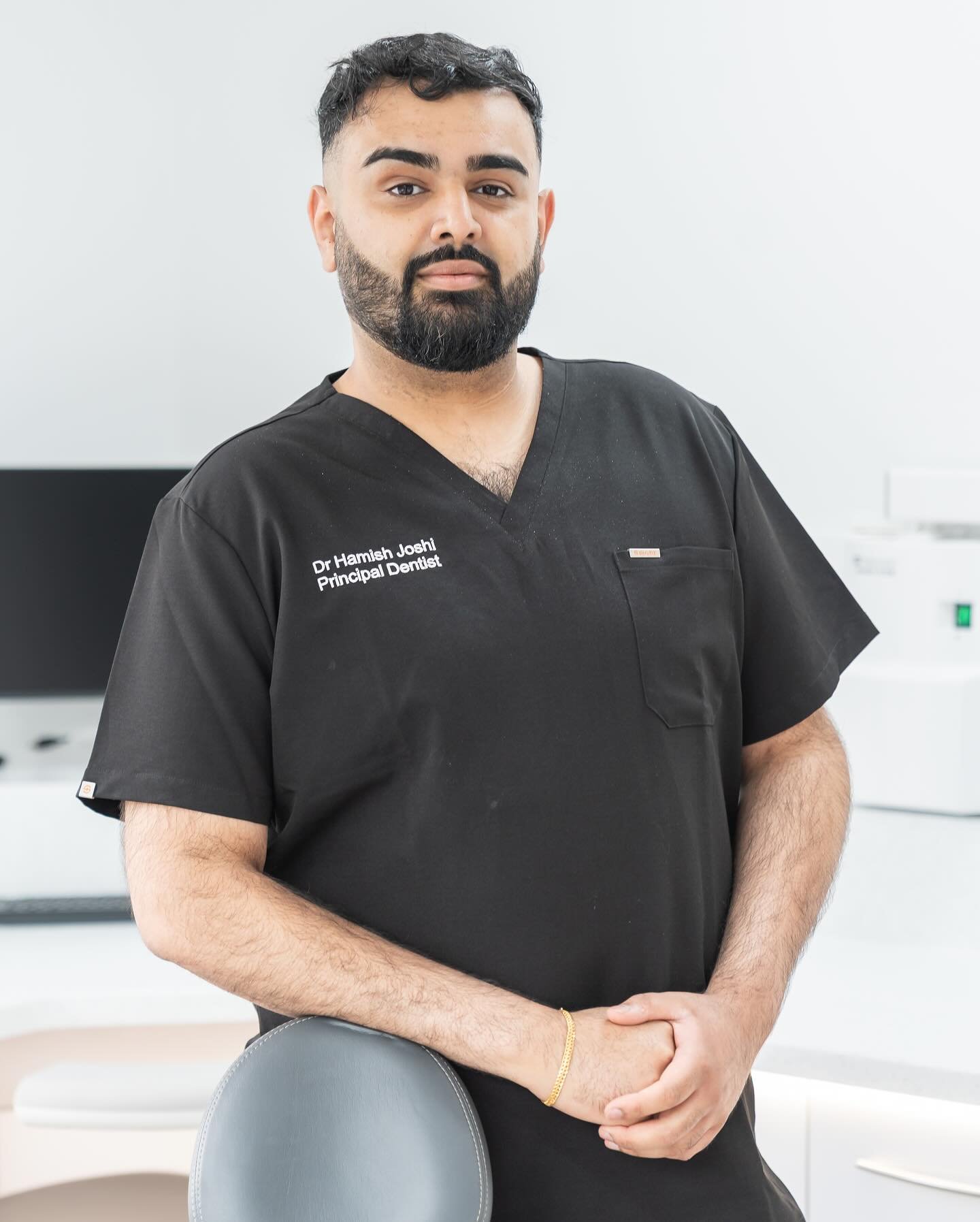 Meet Dr Hamish Joshi our Principle Director at Broughton Dental, dedicated to our patients treatment and journey. 

Dr. Joshi is ready to work with you to create a smile that reflects your individuality, ensuring your natural features are considered,