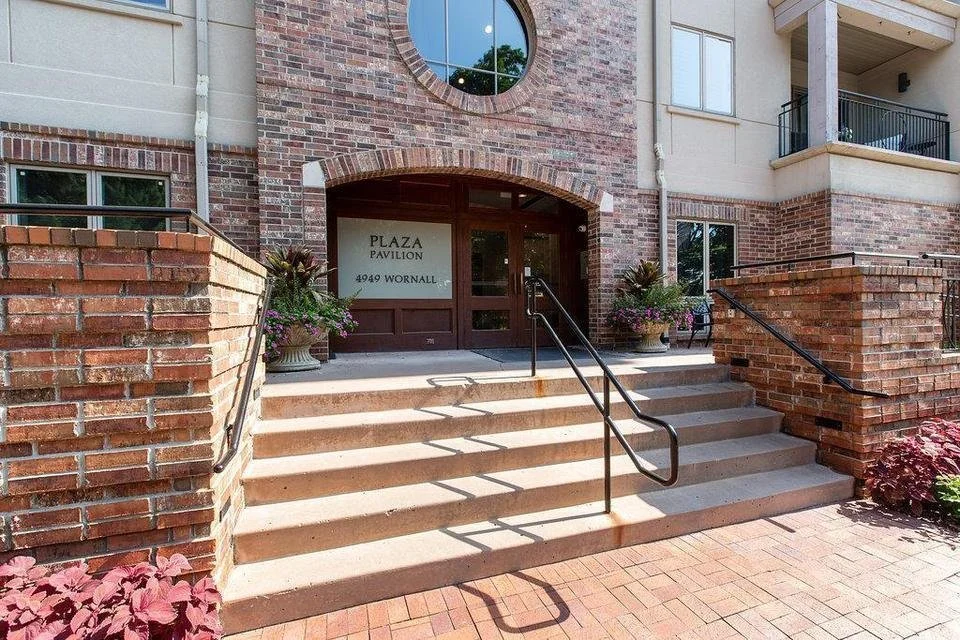 Plaza Pavilion Spotlight