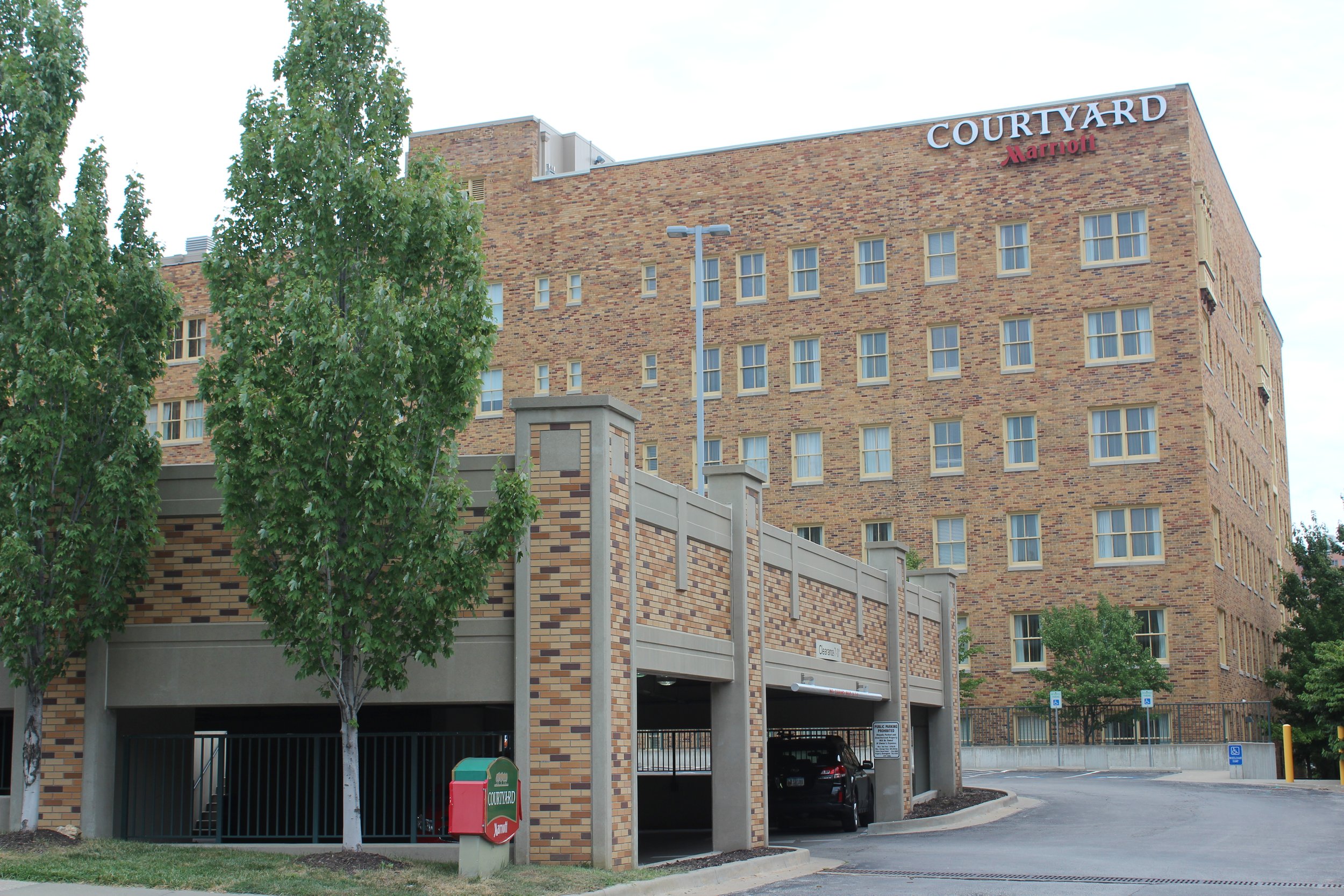 Courtyard by Marriott Hotel Parking Structure