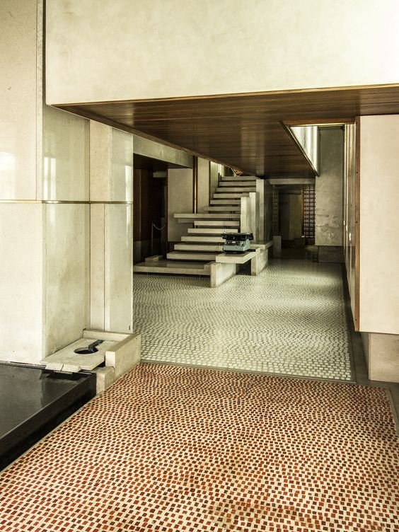 Finding Beauty In All The Details / An Olivetti Showroom Case Study 