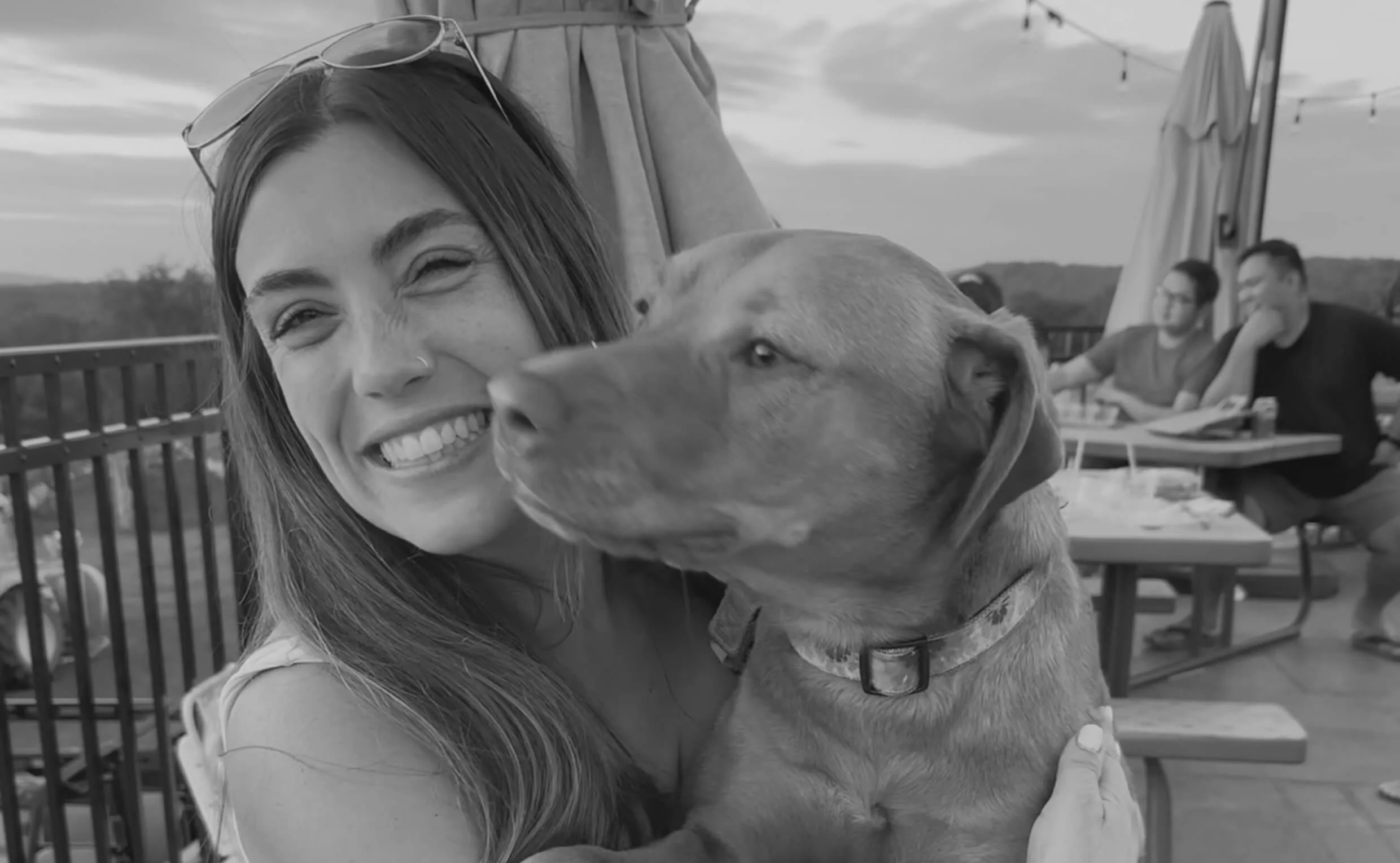 S4/Ep16 Embracing Ease, Lessons From BreakUps &amp; The Power of Community with Michelle Szynkowicz