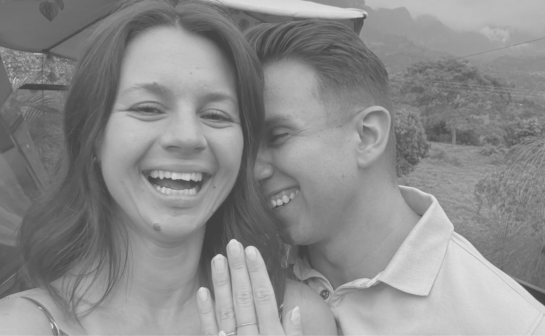 Selfie of Ewelina with her fiance smiling after their proposal - personal branding studio - studio domka