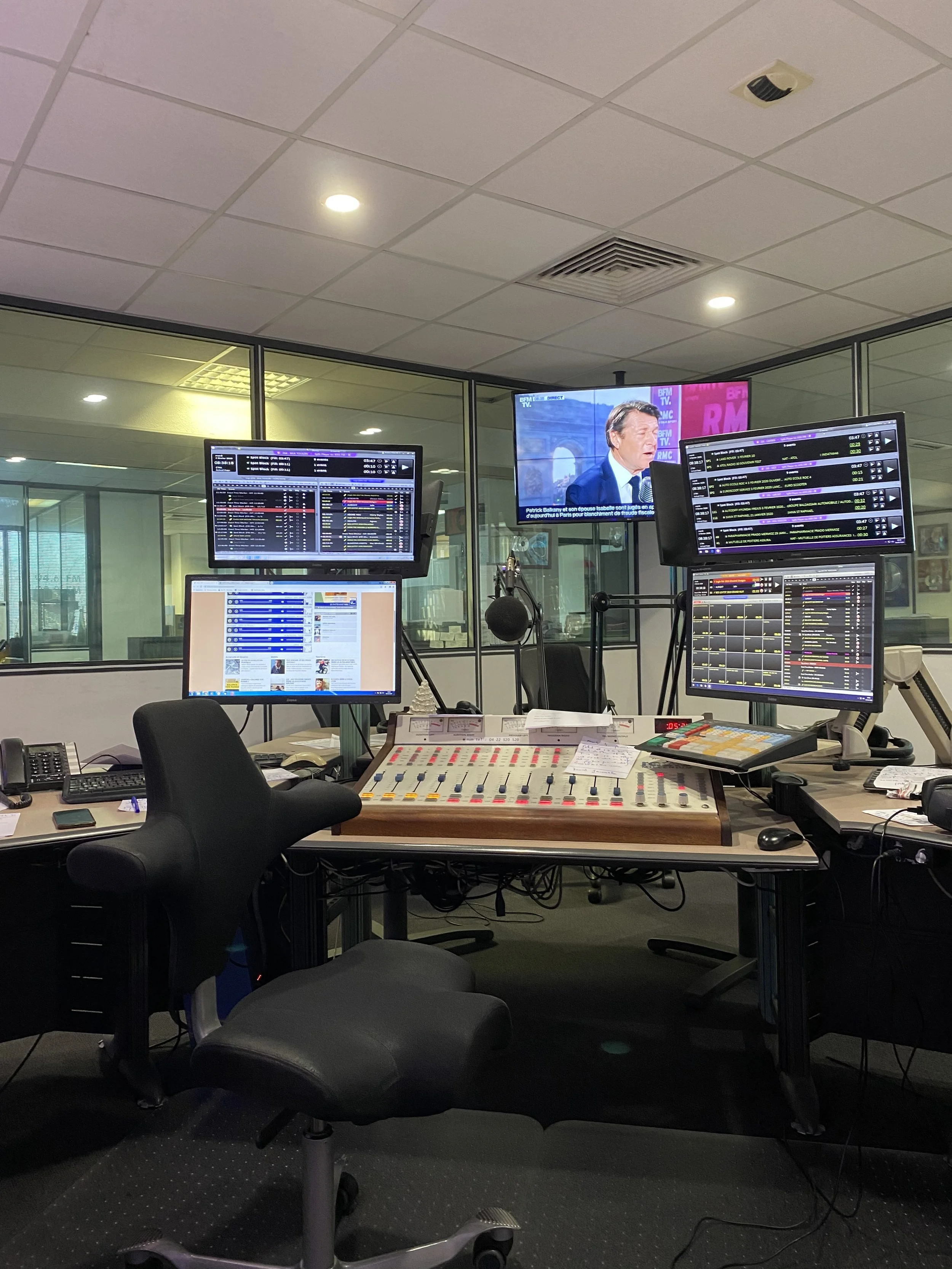 RADIO KISS FM - Stage