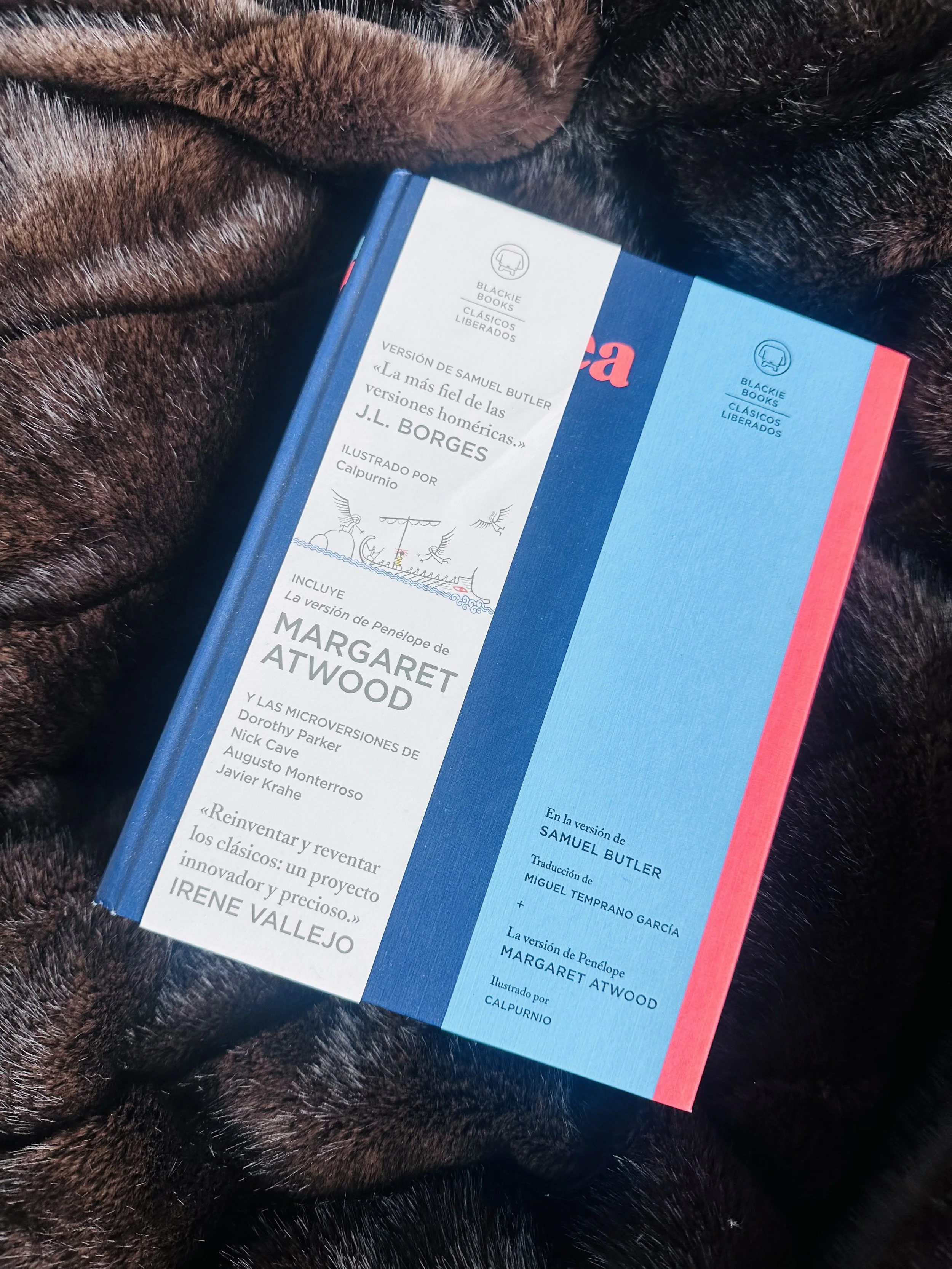 Odisea- Homer translated by Samuel Butler, with Penelope by Margaret Atwood, and notes by Dorothy Parker and Nick Cave (Spanish)