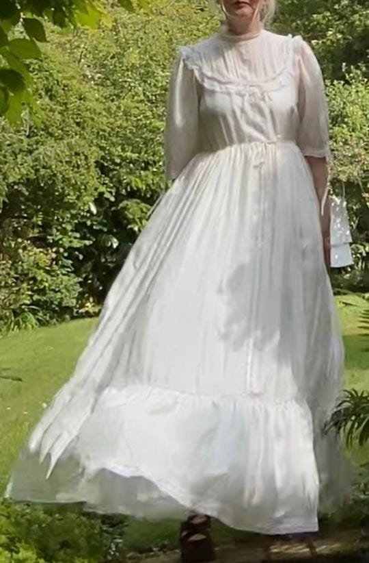 Mr Gubbins Kings Rd Vintage 1970s Ivory Silk Wedding Dress: Lace & Ruffle Trim, Adjustable Fit
