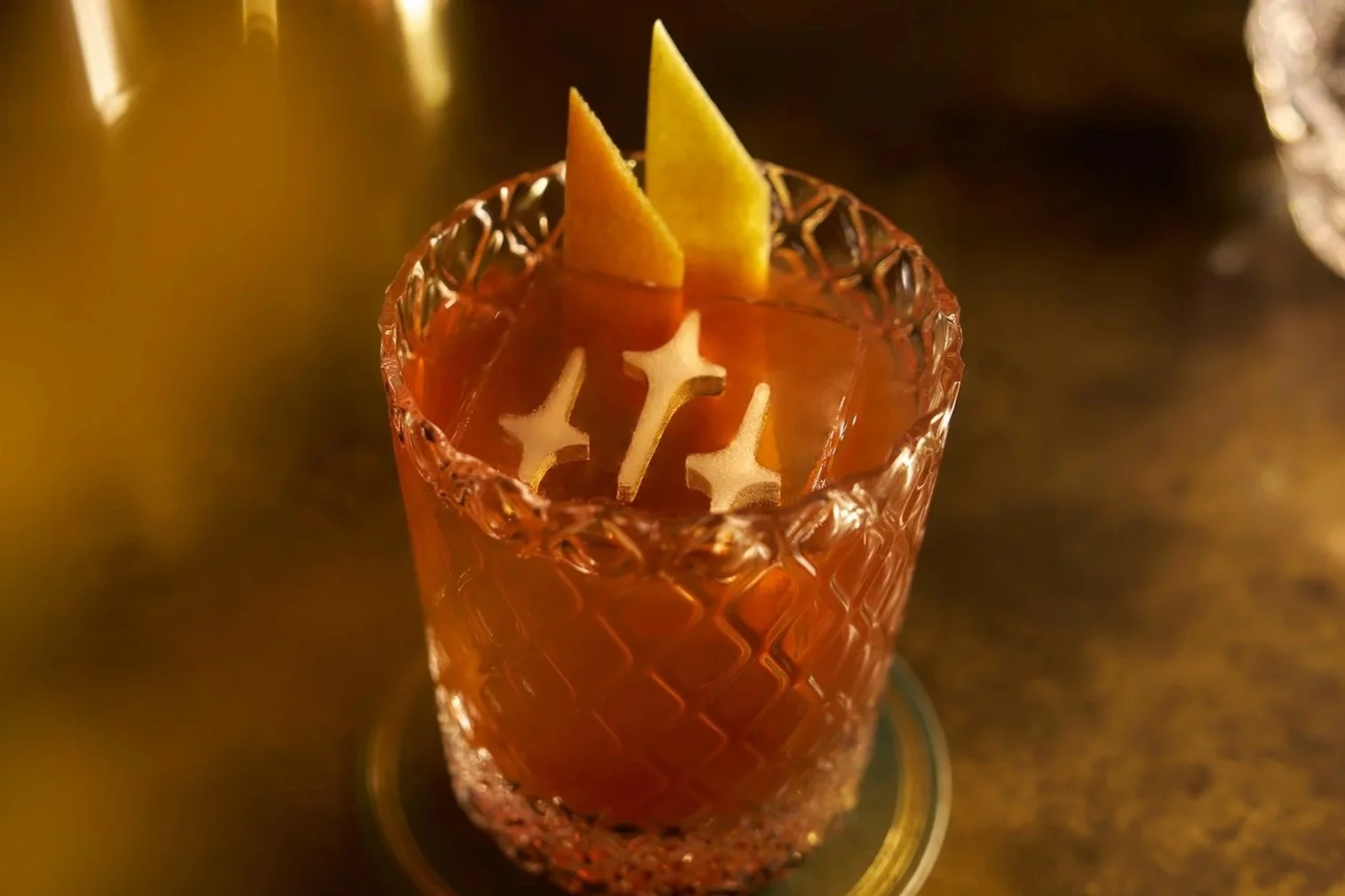 one-bryant-park-cocktail-01.jpg