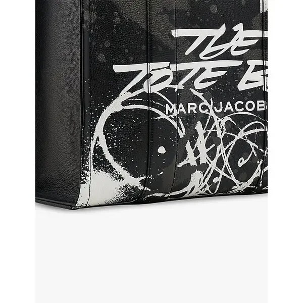 32120179~black_2.webp