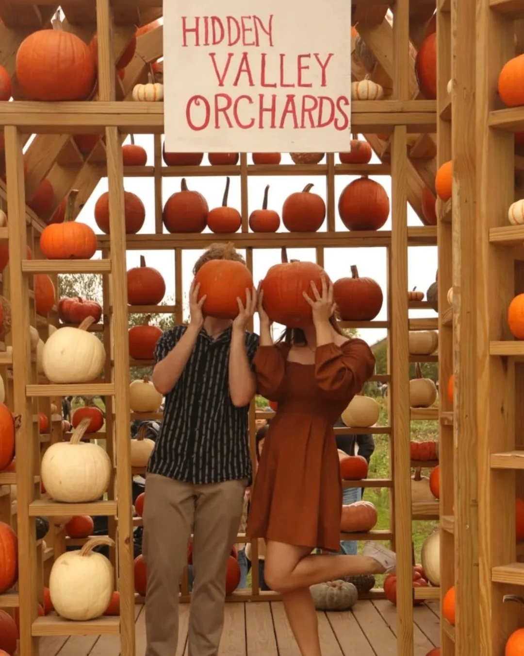 It&rsquo;s officially impossible to leave Hidden Valley without taking a pumpkin picture. 🎃📸

And judging by these photos, we&rsquo;re not the only ones who think so. Keep tagging @hiddenvalleyorchards in your fall adentures - we love seeing them! 