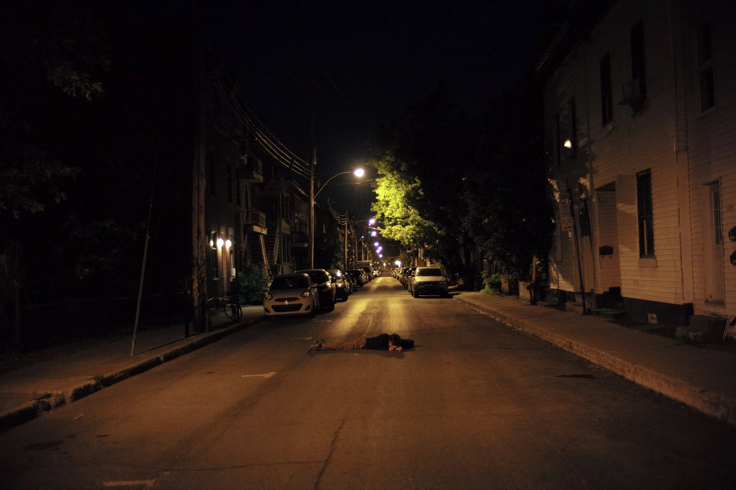 To Perform or to Die