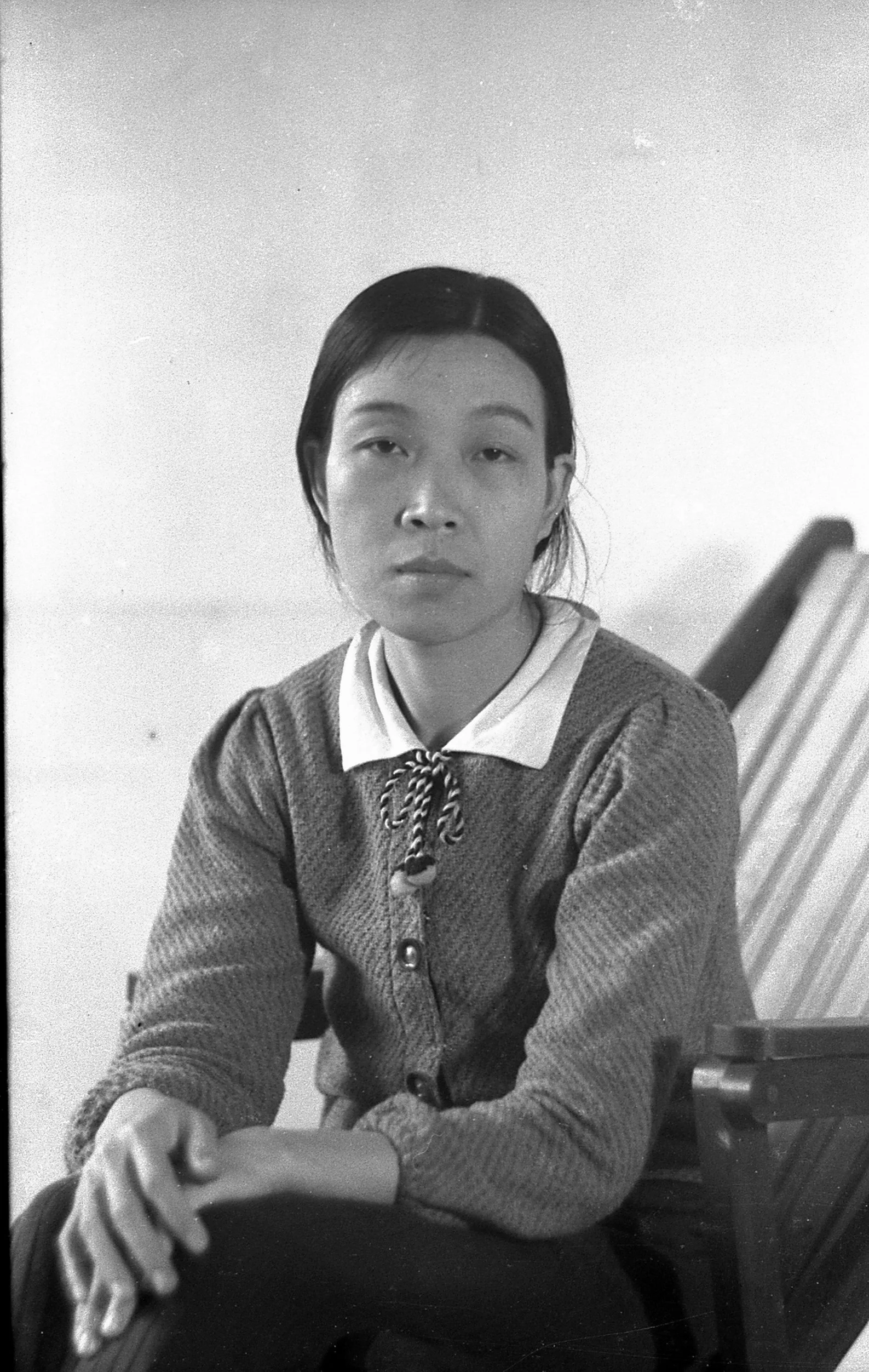 Portrait_photo_of_a_Taiwanese_woman_1940s.jpg