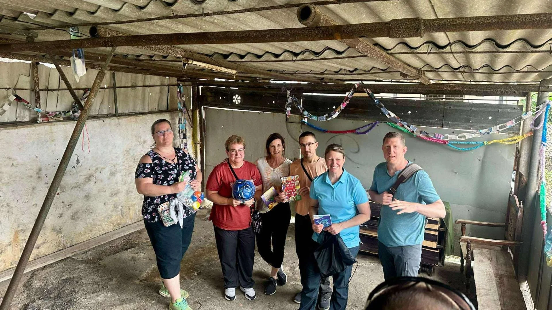 Cuba 25 Team Prayer (1).jpg