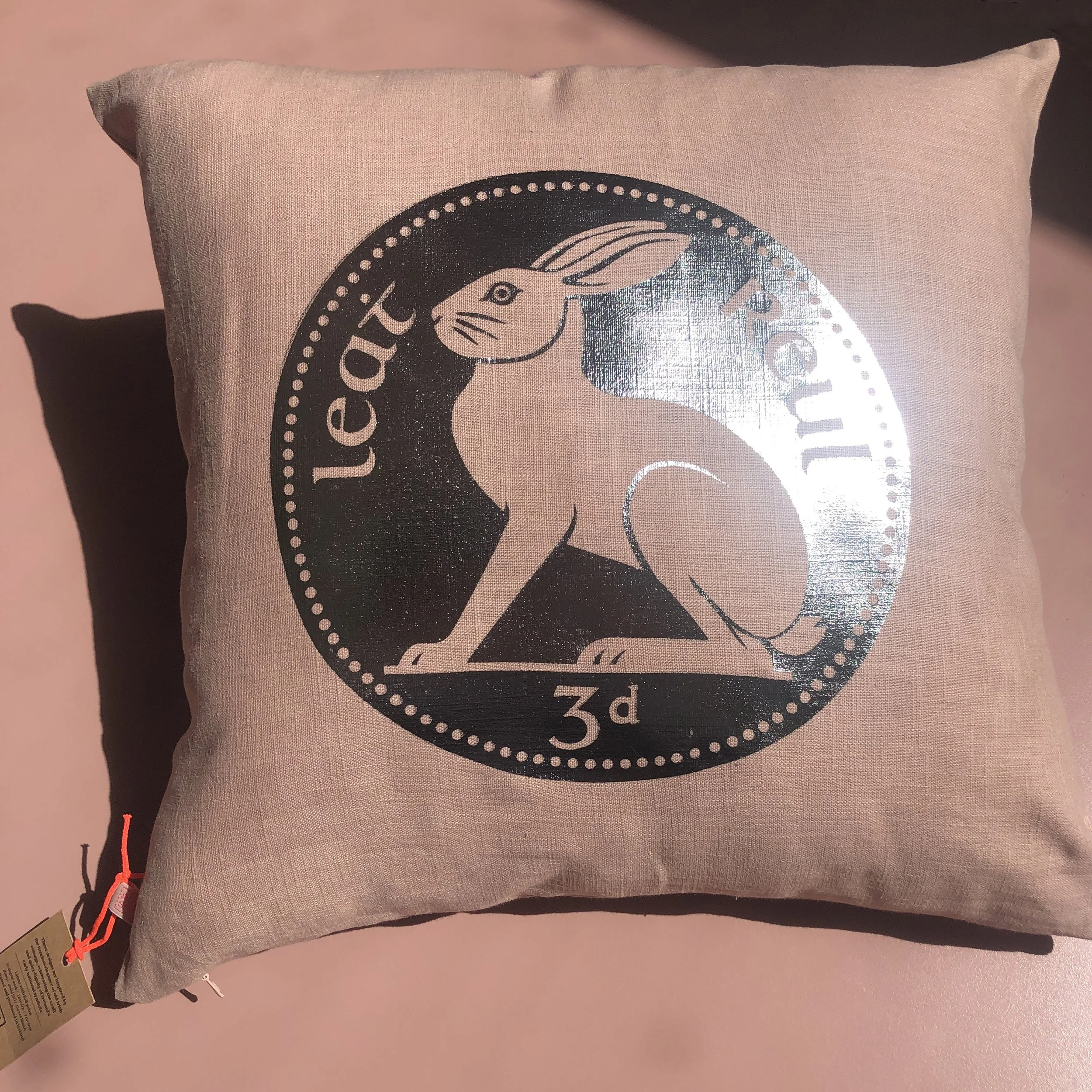 pink_hare.jpg