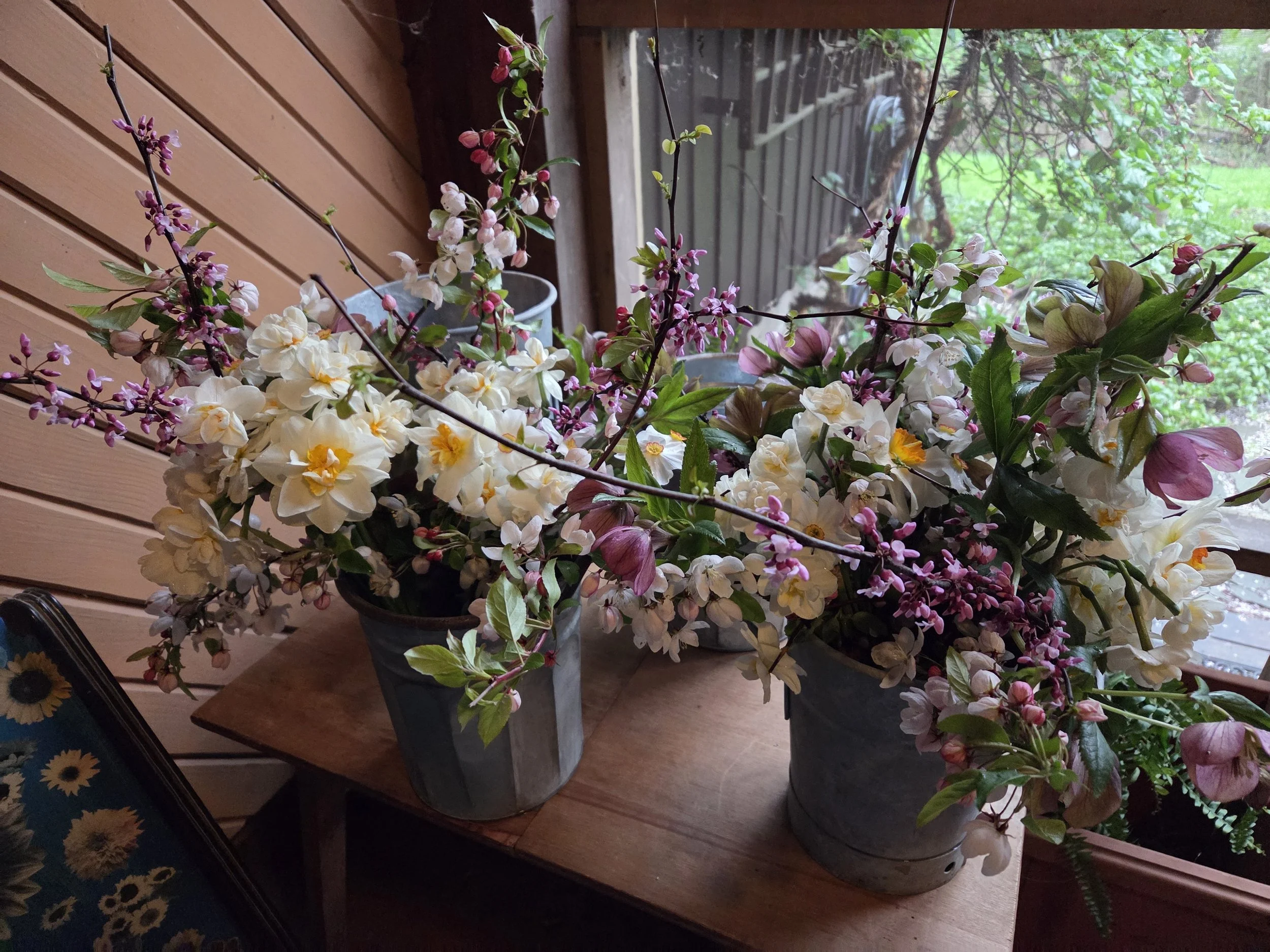 Fresh Cut Flower Bunches