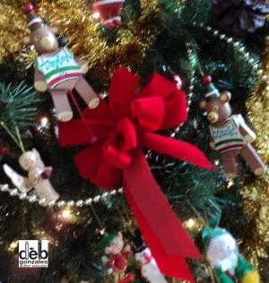 Beautiful Holiday Bows - A gift for you!