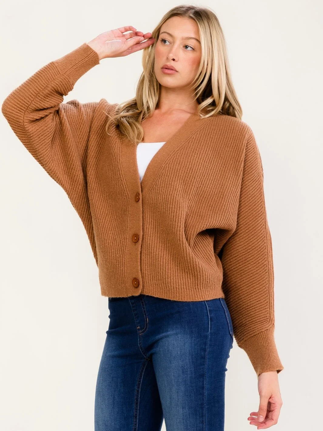 A-22-B-GTC0596-MOCHA-3S-2M-1L-02.jpg