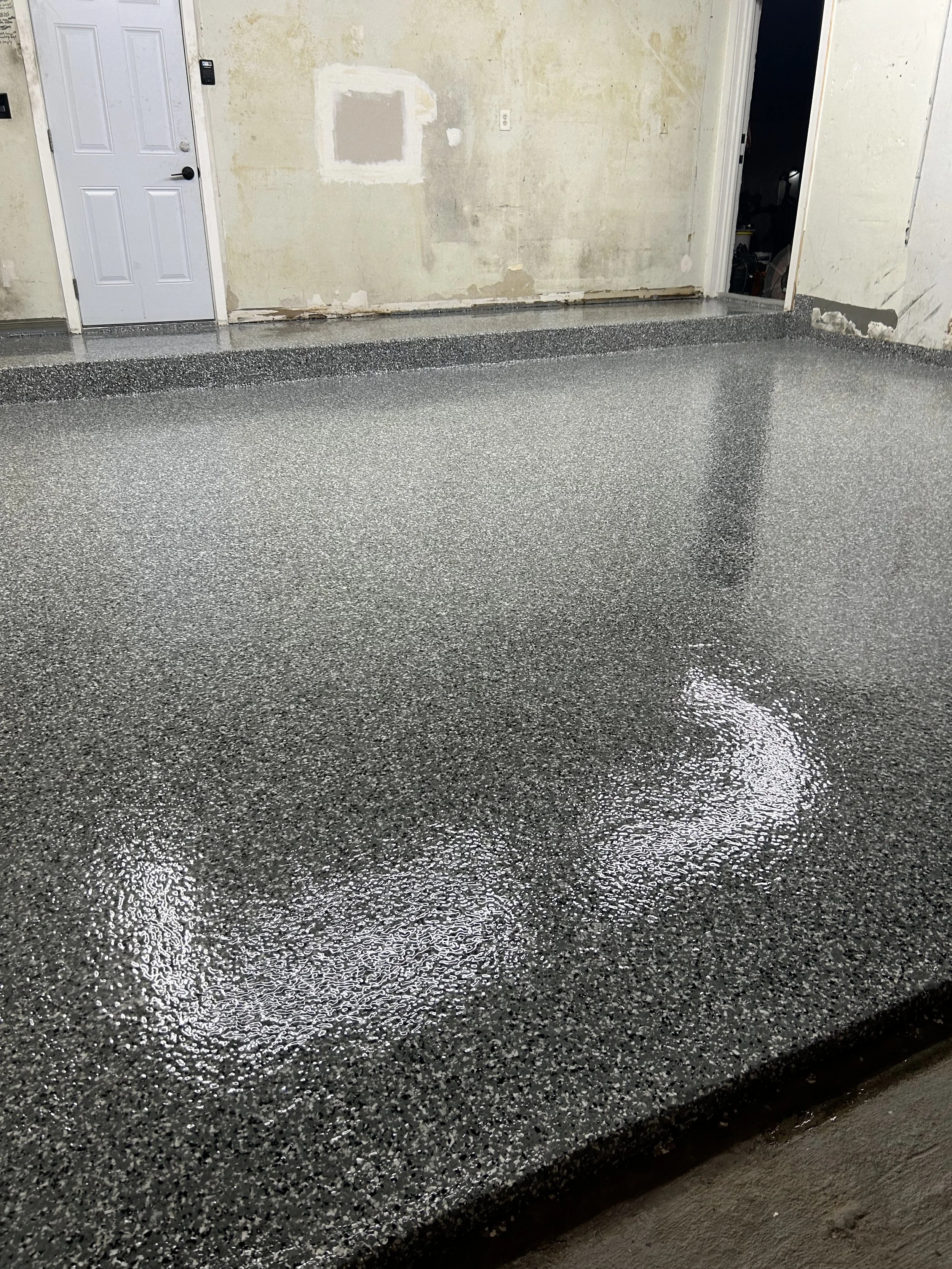 Epoxy garage  floor in coral springs 