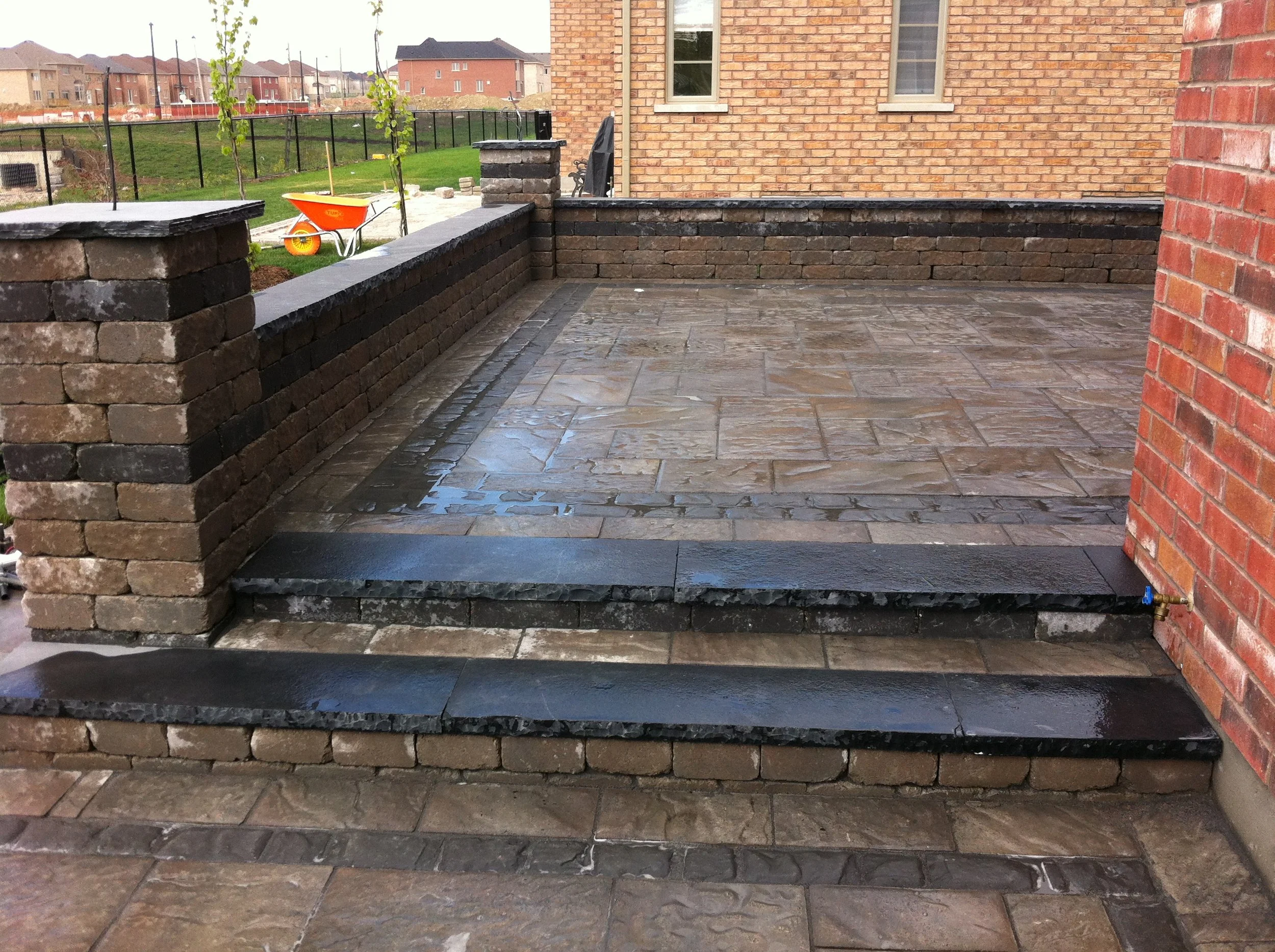 Raised Patio with Columns and Retaining Wall - Vaughan