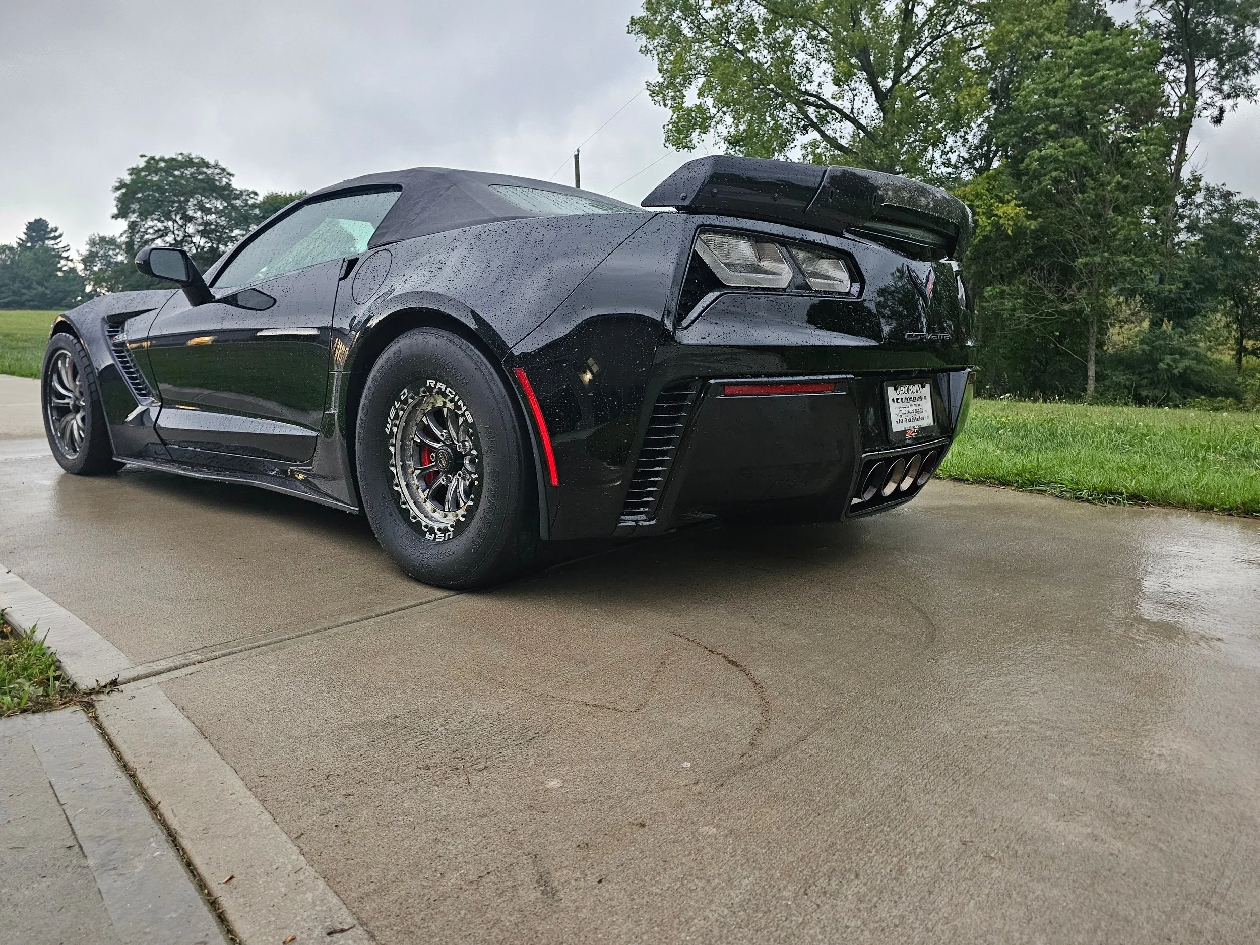 corvette black c7