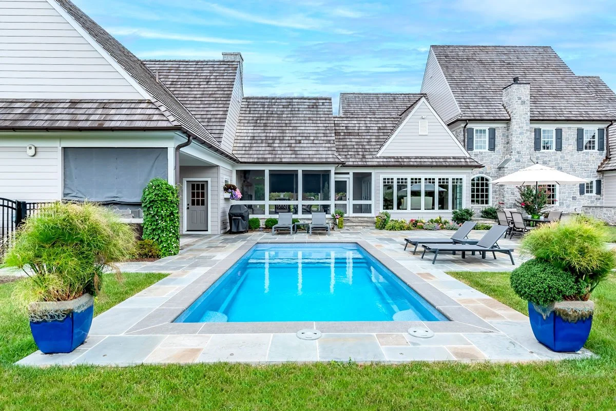 How a Fiberglass Inground Pool Builder Gets the Family Swimming Weeks Sooner in Wilsonville, OR