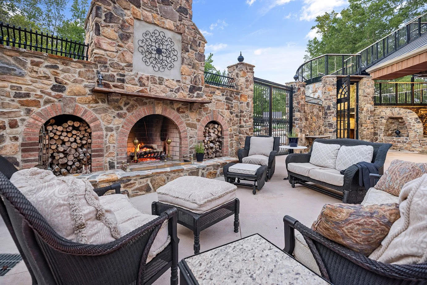 fireplace.jpg