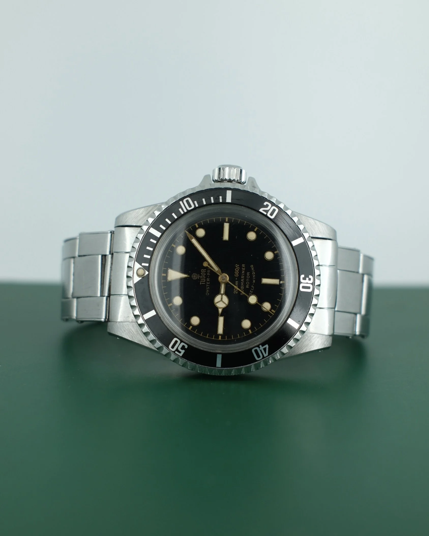 Tudor 7928 Gilt, Chapter Ring, Exclamation point on 6636 Stretch Rivet bracelet