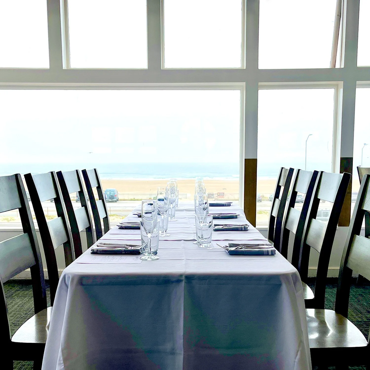 beach-banquet-lunch-formal-square.jpg