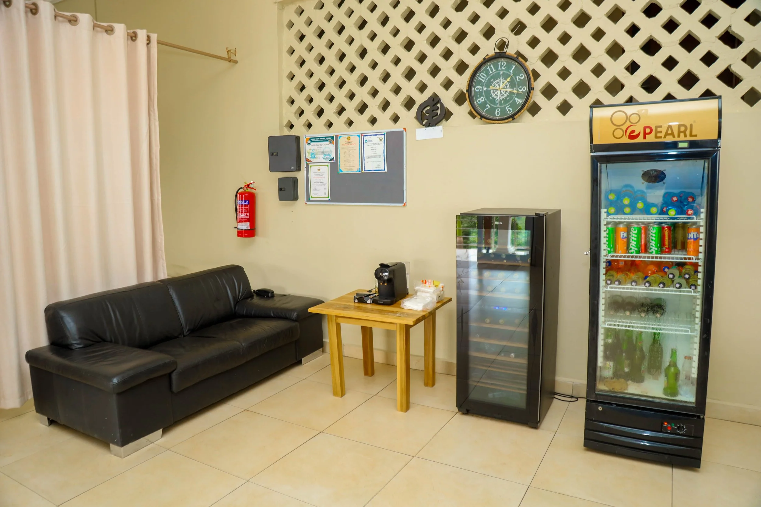 Reception Area 5.jpg