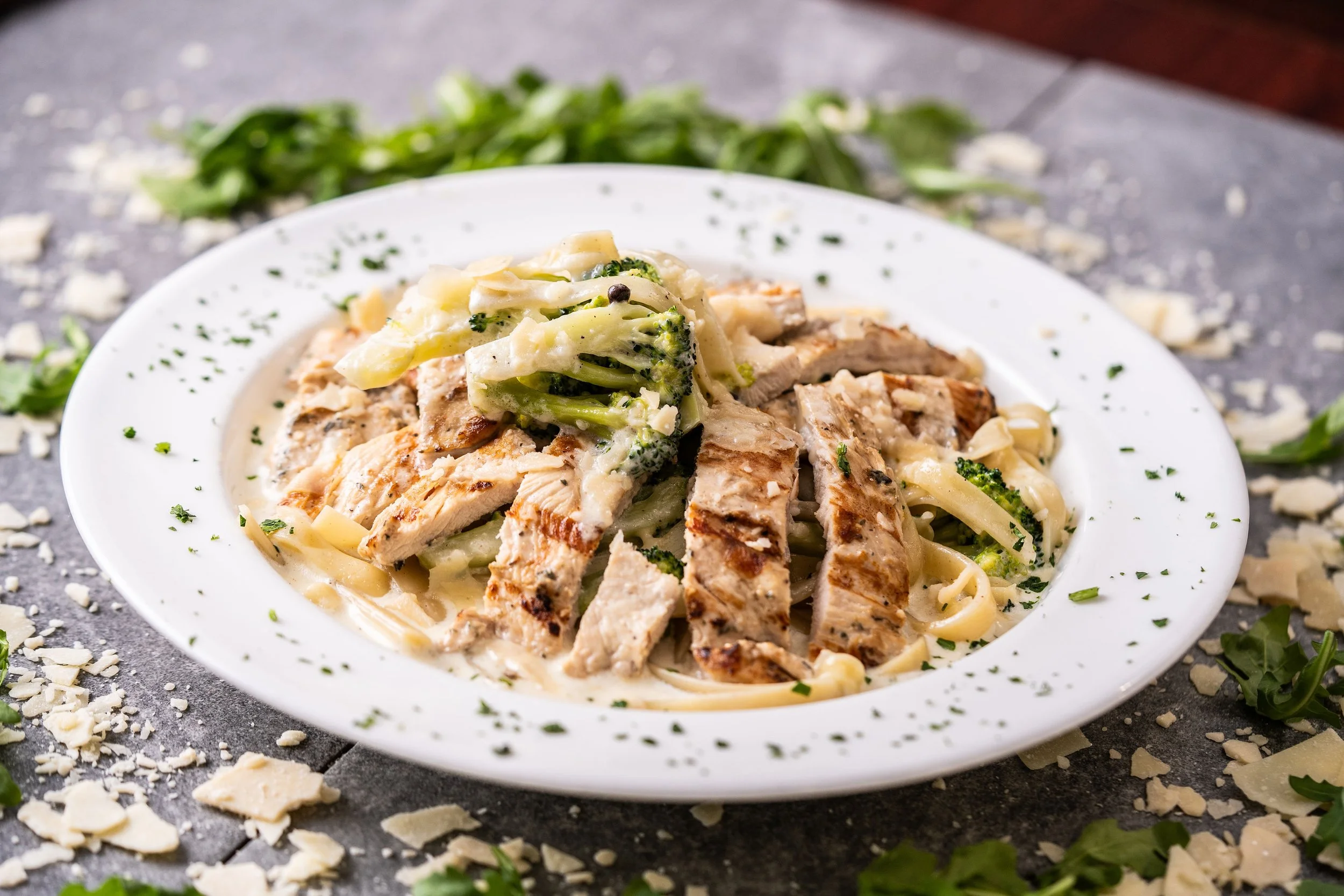 pasta - fett chicken broc alfredo.jpg