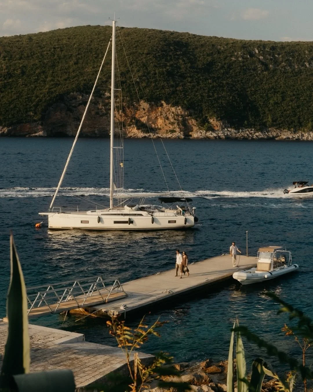 Surrounded by the cerulean waters of the Adriatic, @mamulaisland draws its rhythm from the sea. 🌊

photo credits: @mamulaisland 📸

#lifestylemontenegro