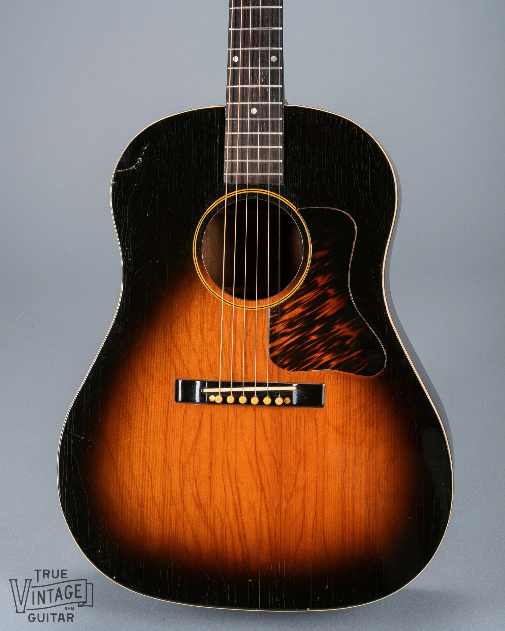 1939 Gibson J35 Sunburst-11.JPG