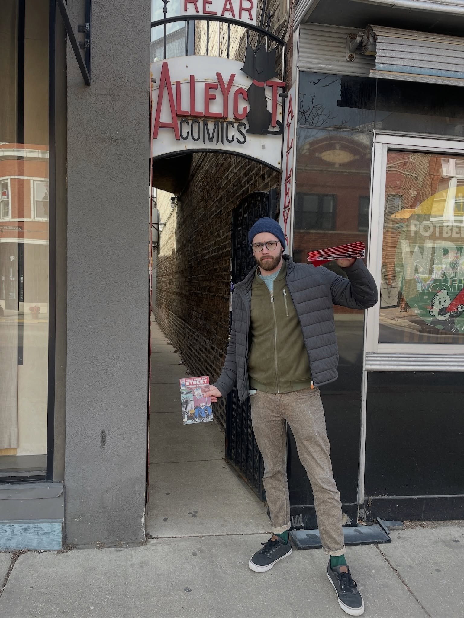 Chicago friends! If you live up north, you can find TAILS FROM 22ND STREET issue 1 at @alleycatcomics 🐈&zwj;⬛ 

There should be a few copies left!

&bull;&bull;

#indiecomics #chicago #comix #independentcomics #comicbooks