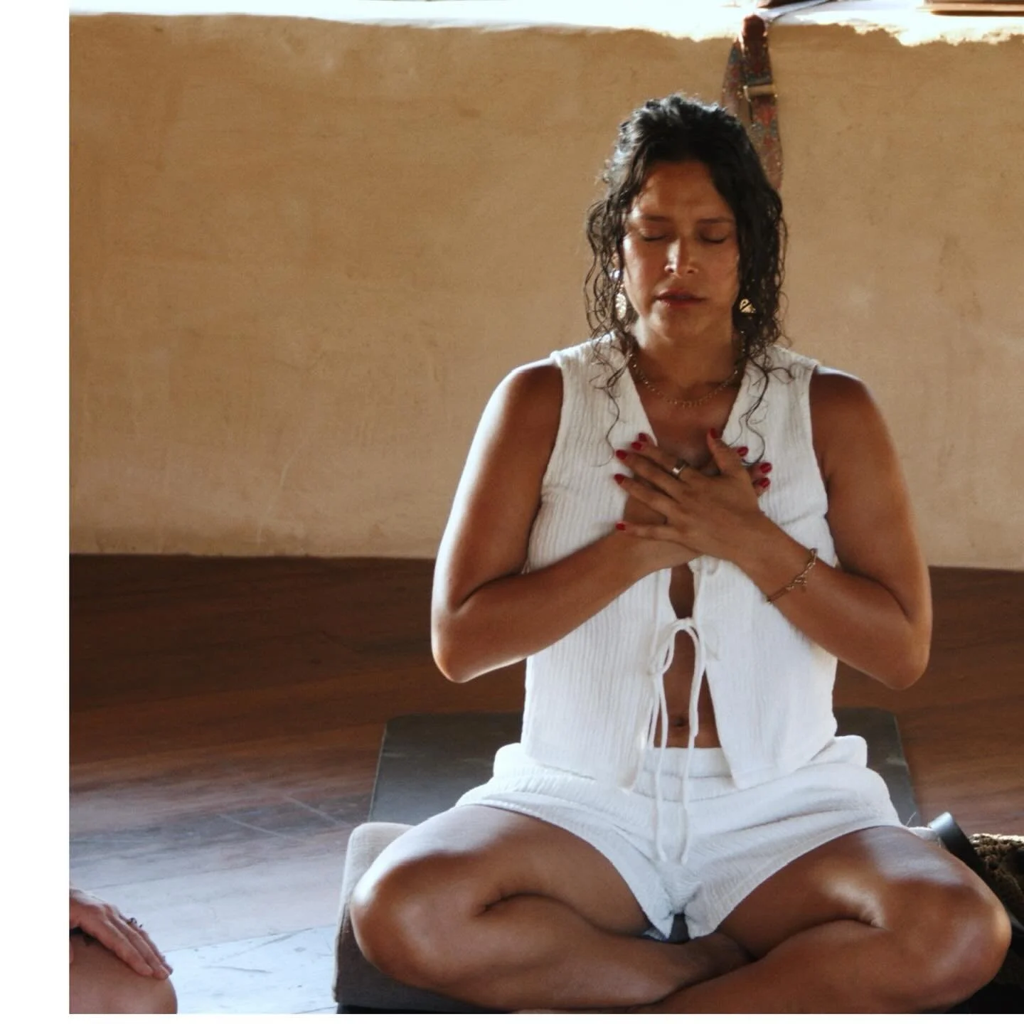 POV: You almost forgot the whole point is to just have fun 

#yogamemories #ytt #puertoescondidooaxaca #yogateachertraining