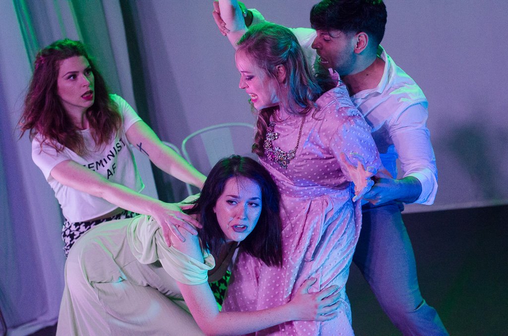 A MIDSUMMER NIGHTS DREAM