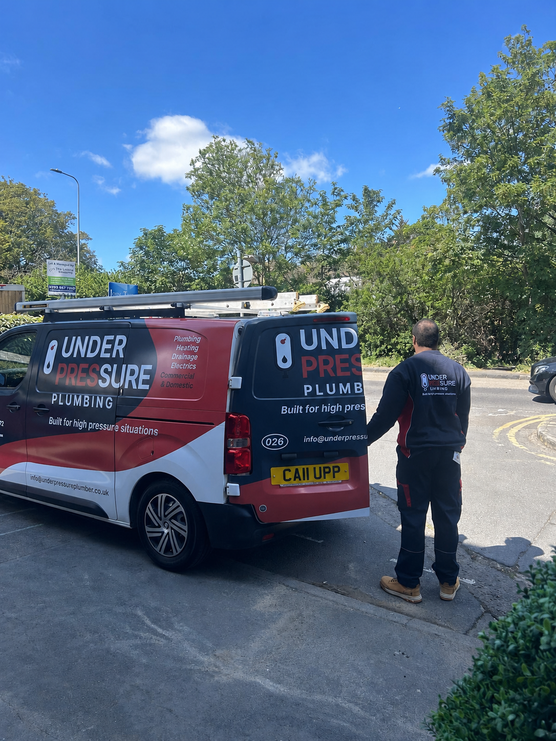 Under Pressure Plumbing engineer arriving at a residential property for a plumbing repair in London