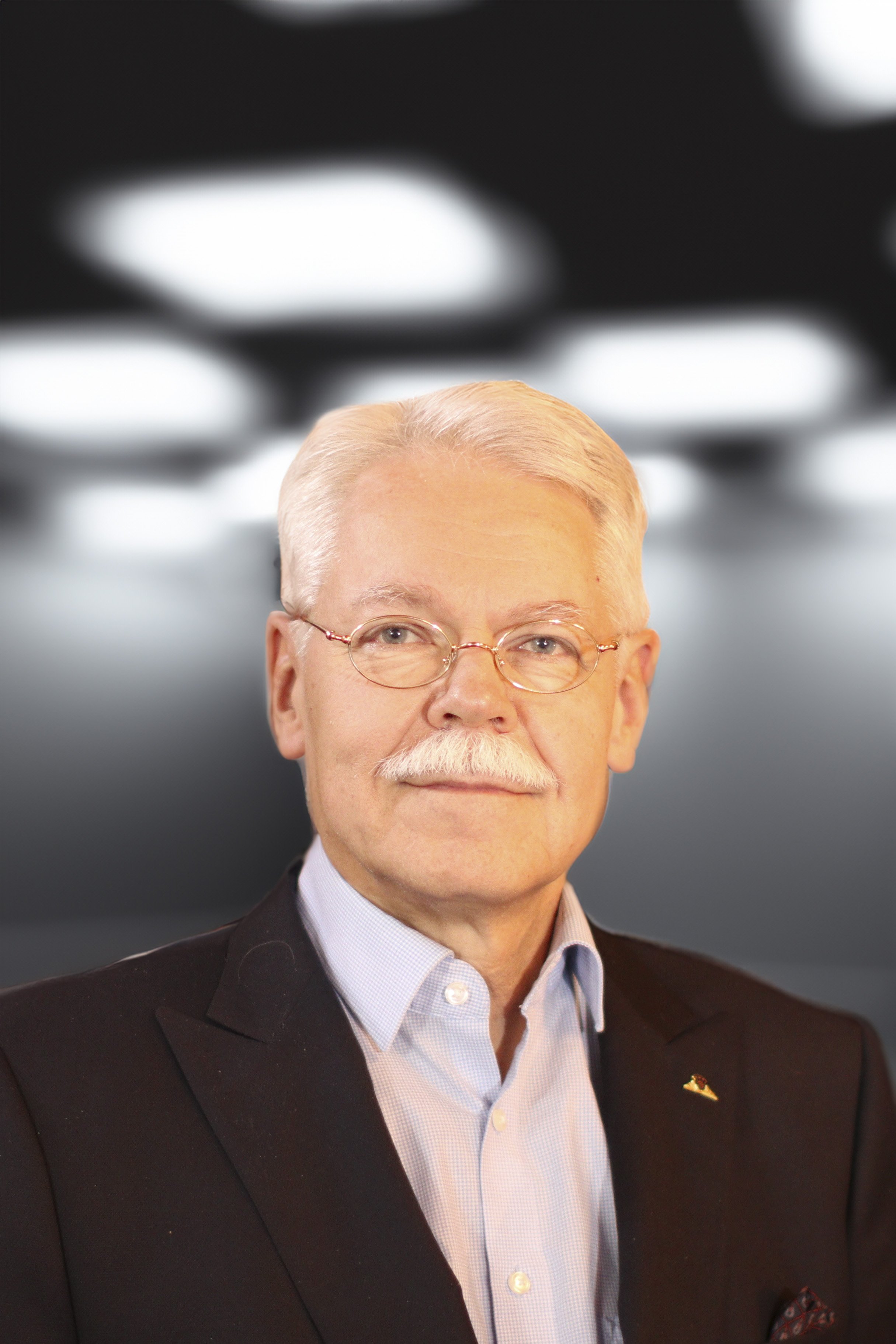 Matti Juvonen, Project Lead for Norma AI at Krios Product Management – Experienced product lifecycle management and product management expert with extensive IT team, program, and change management experience.