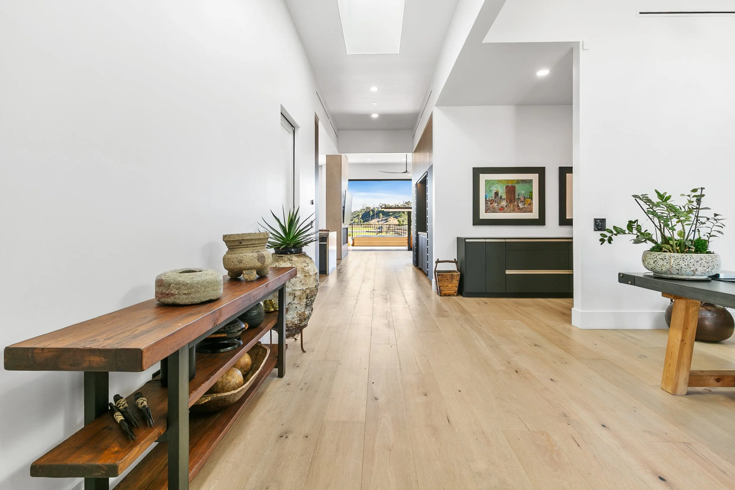 26-11-1 3919 Avenida Brisa FINAL-8 copy.jpg