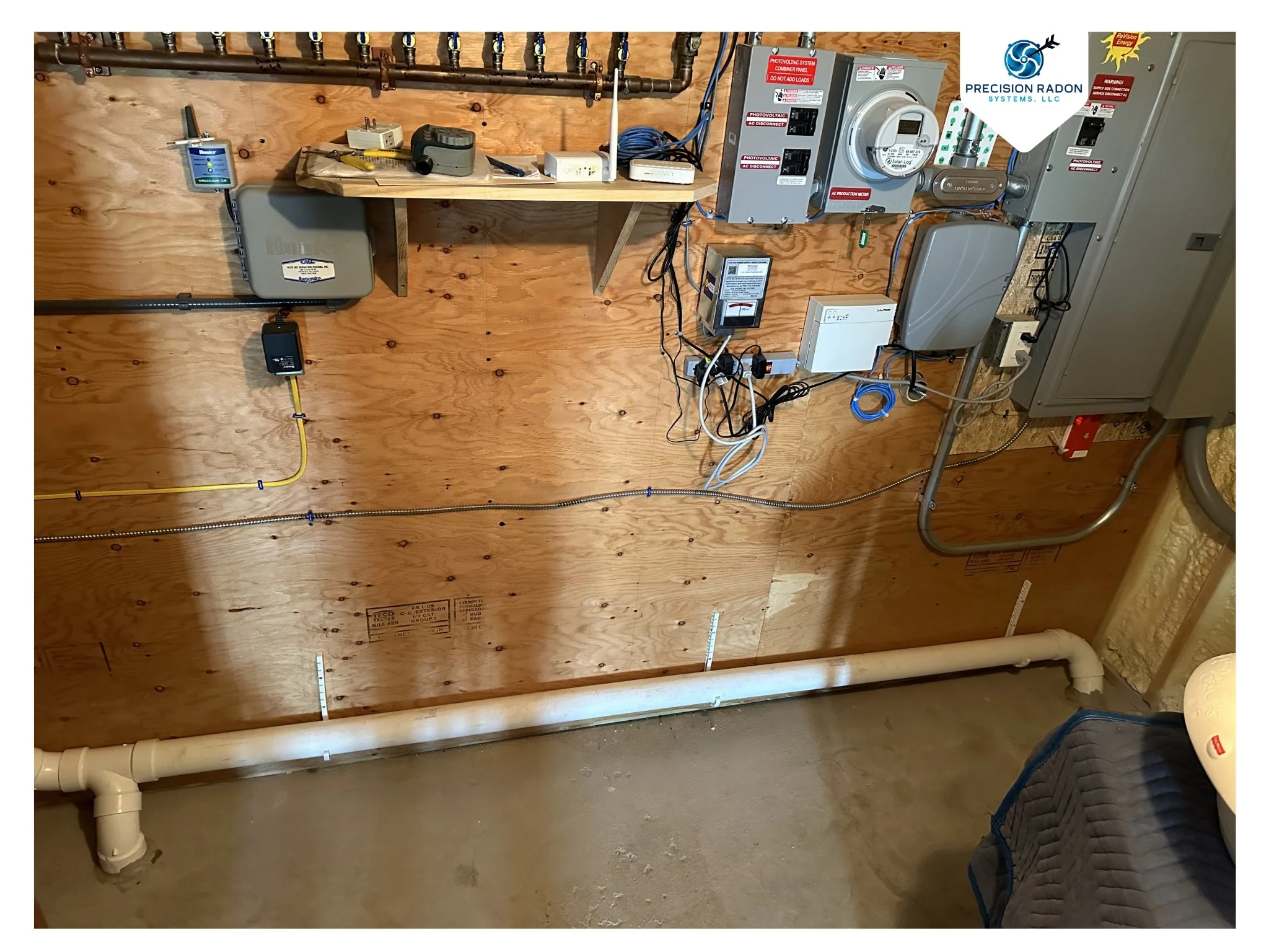 horizontal-individual-radon-mitigation-exterior-bristol-new-hampshire (2048 x 1536 px) (8).jpg